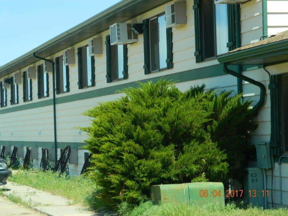 Rodeway Inn Gateway To Medora T-Roosevelt & Makoshika State Park Wibaux Exterior photo